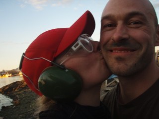 tuva med klokker og erik.JPG